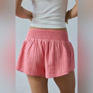 412. UO Kimchi Blue Caroline Smocked Waistband Linen-Blend Short NWOT